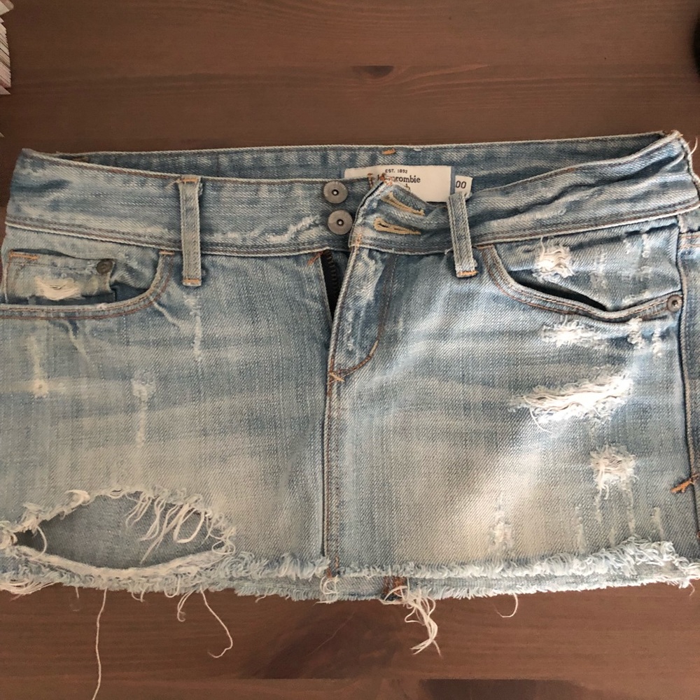 Distressed Abercrombie jean mini skirt